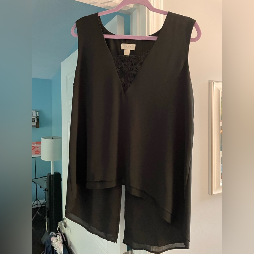 Loft xl lined black tank top with split back
